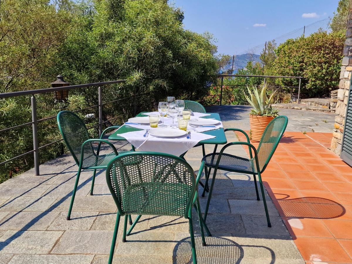 Appartamento In Villa Mimosa チェルヴォ エクステリア 写真