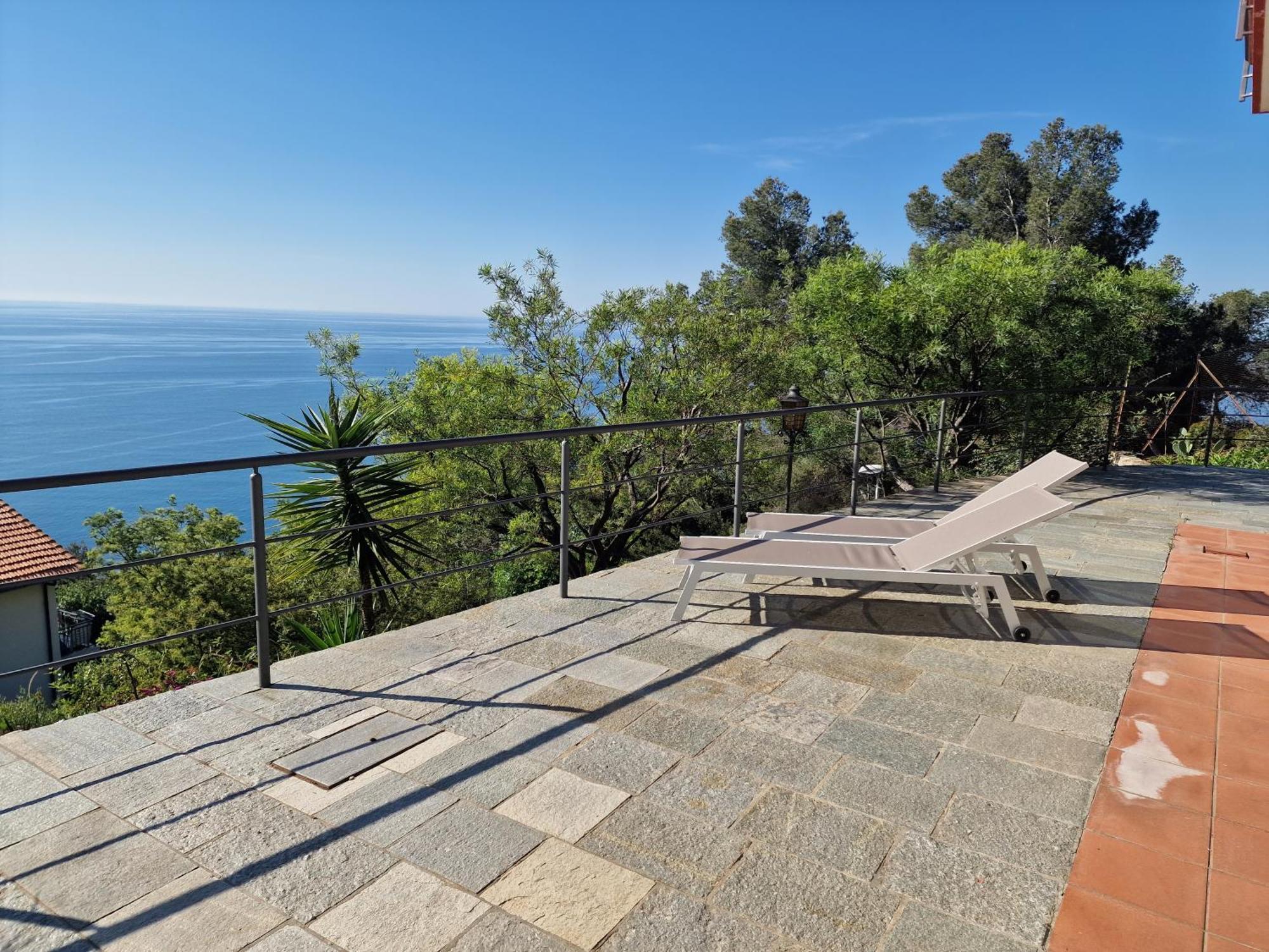 Appartamento In Villa Mimosa チェルヴォ エクステリア 写真